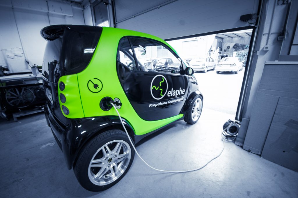 Elaphe In-Wheel Smart Car Charging